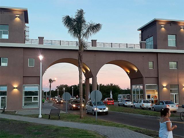 דירות Concepción del Uruguay Fenix Apart מראה חיצוני תמונה